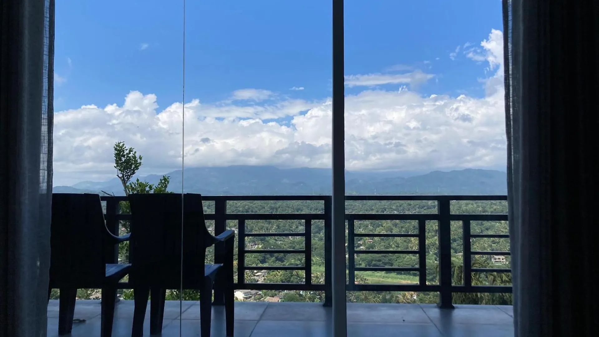 Dream House Residence Kandy